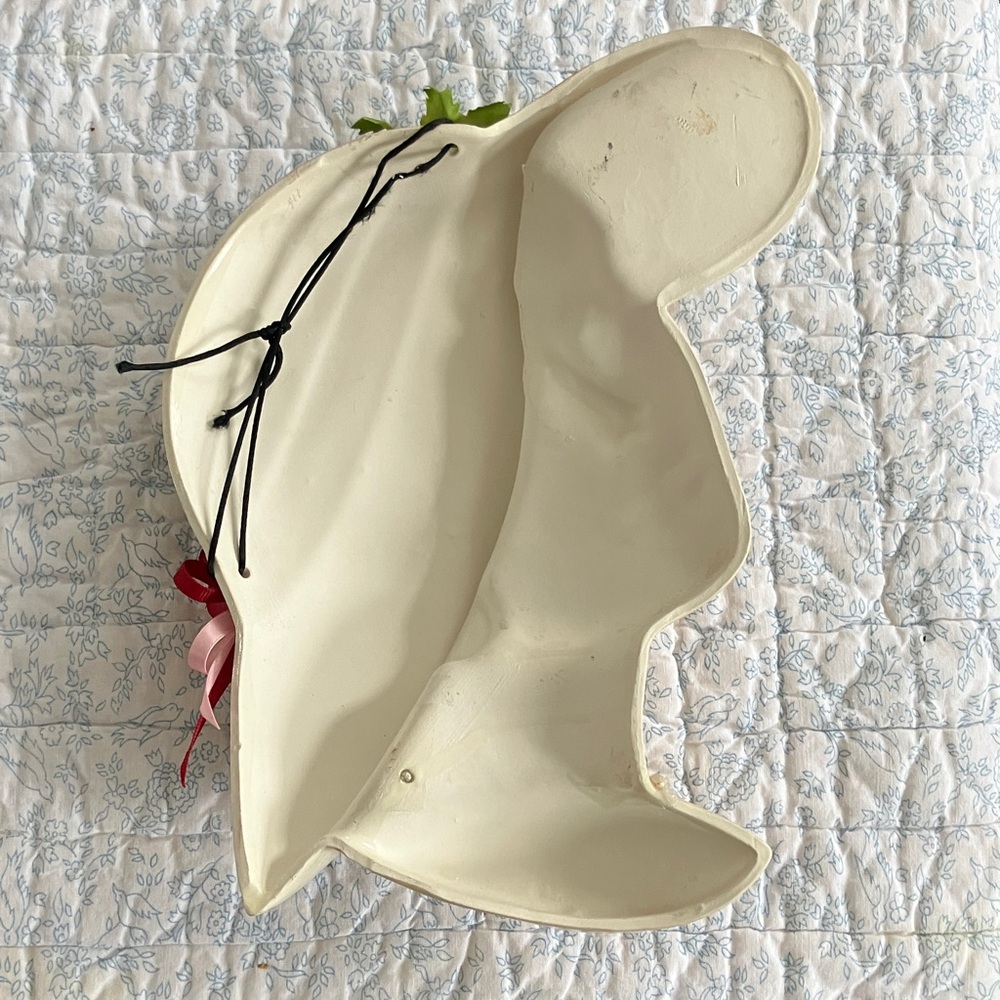 Vintage 11” lady head with hat flowers and necklace ceramic 3D wall art EUC - Picture 8 of 10